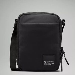 Lululemon Easy Access Crossbody Bag